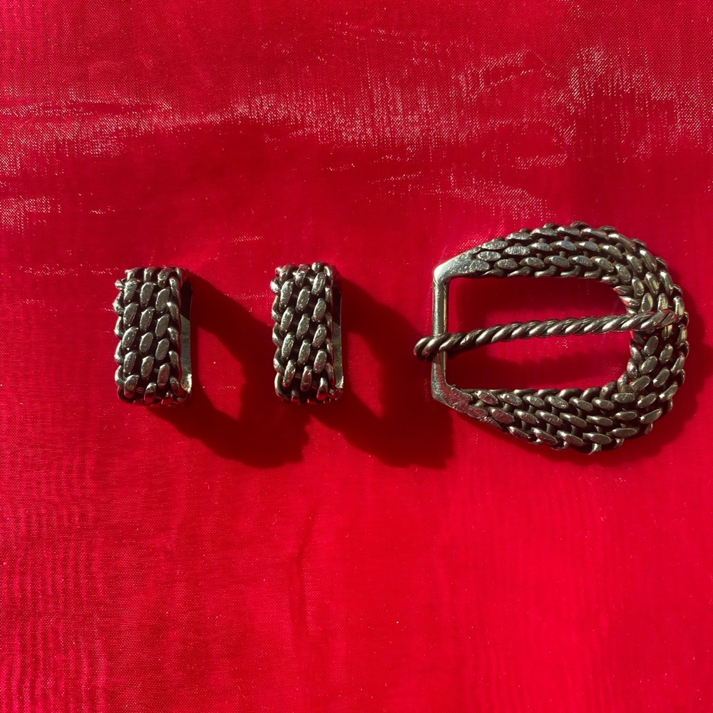 ARTISAN BELT BUCKLE AND GUIDES Size 1 x 2 Inch